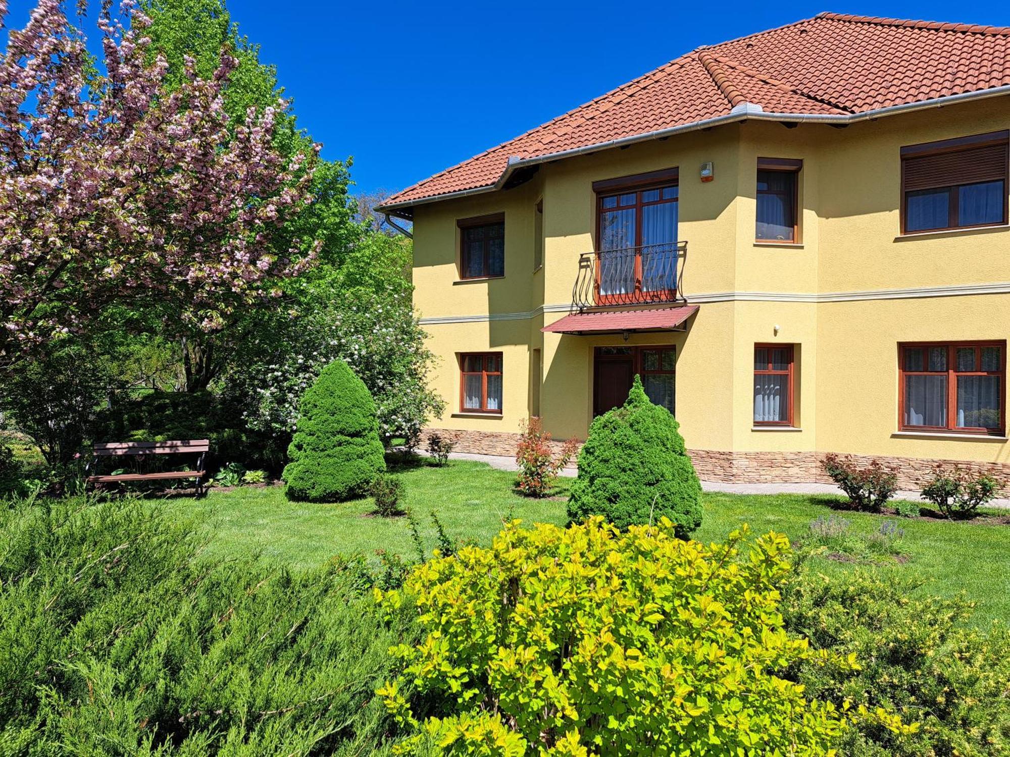 Voelgy Apartman Έγκερ Εξωτερικό φωτογραφία